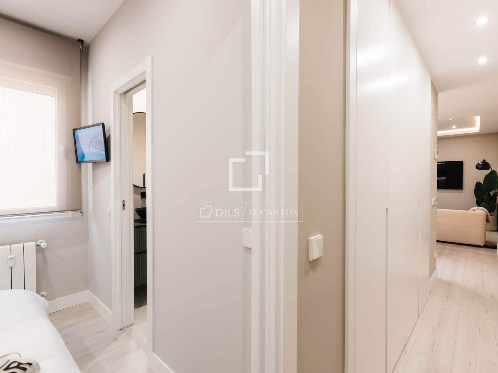 1 bedroom Apartment for rent in Madrid city with garage - € 2,200 (Ref: 10034473)