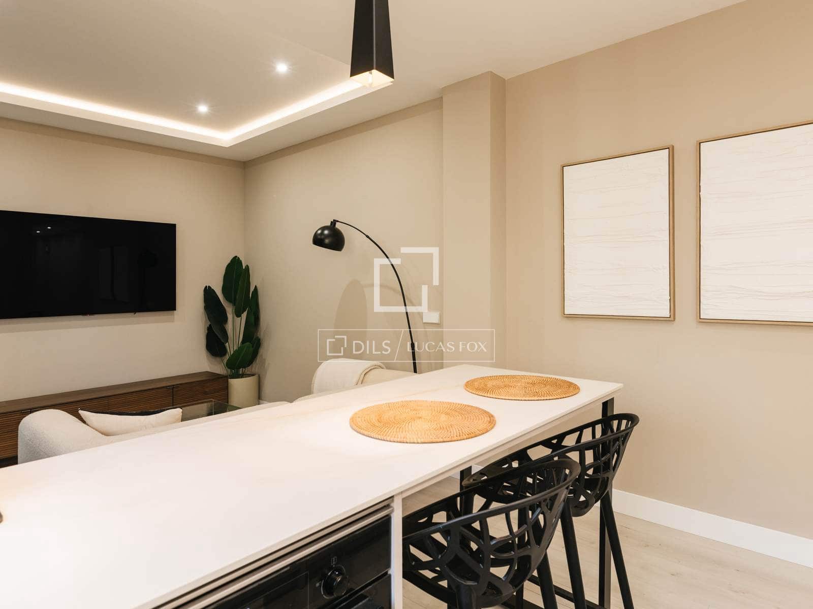 1 bedroom Apartment for rent in Madrid city with garage - € 2,200 (Ref: 10034473)