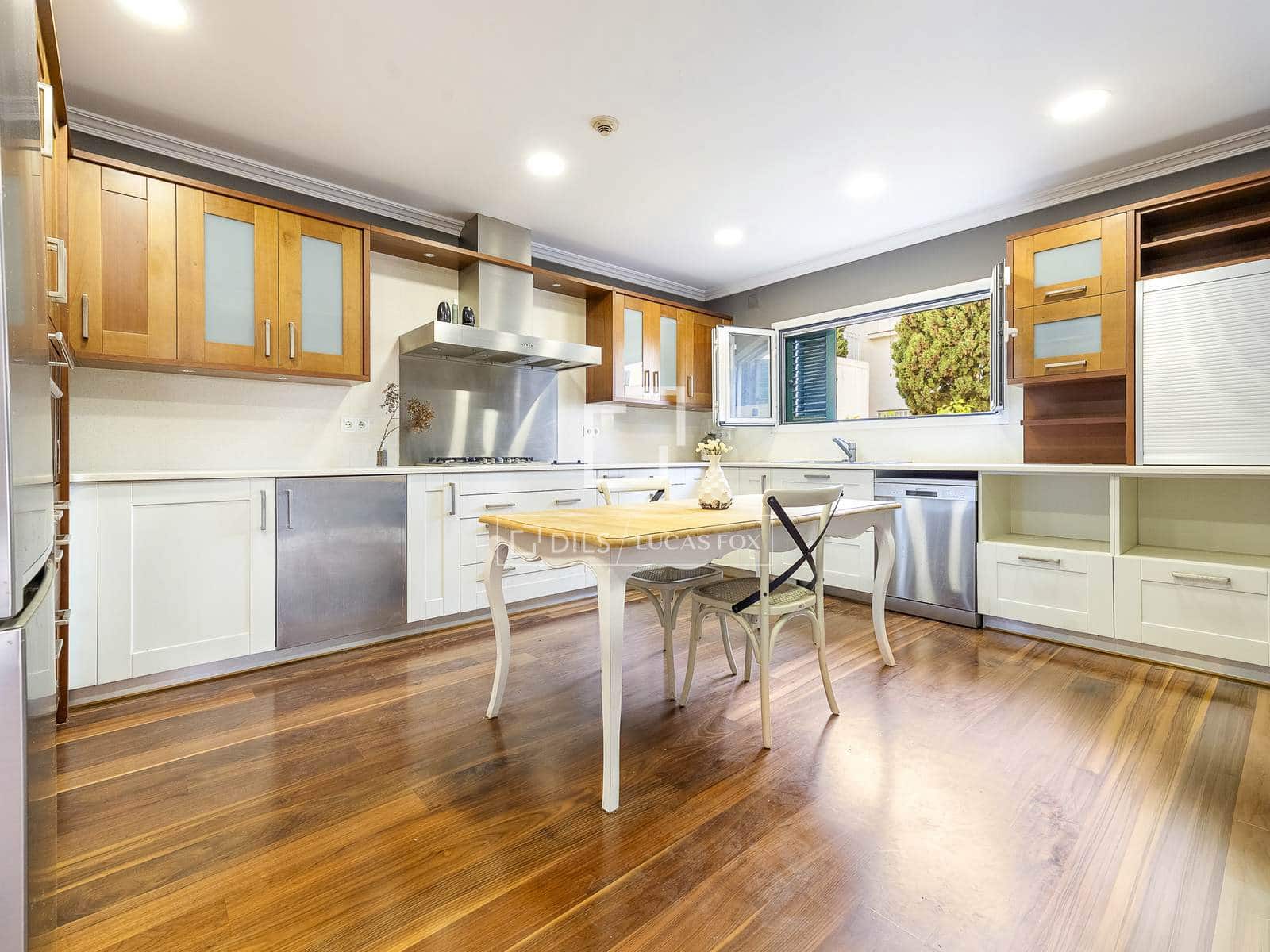 7 sypialnia Willa na sprzedaż w Miasto Tarragona z garażem - 795 000 € (Ref: 10034603)