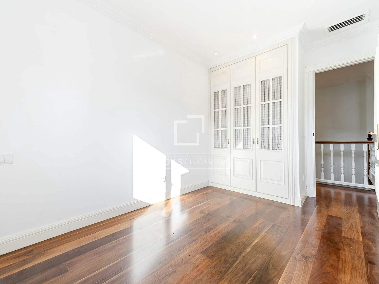 7 sypialnia Willa na sprzedaż w Miasto Tarragona z garażem - 795 000 € (Ref: 10034603)