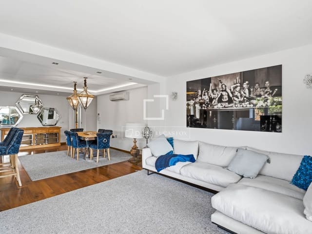 4 sypialnia Penthouse do wynajęcia w Palma de Mallorca z basenem garażem - 4 200 € (Ref: 10035698)