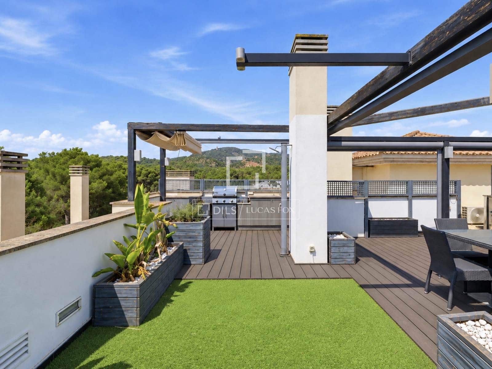 4 makuuhuone Kattohuoneisto vuokrattavana paikassa Palma de Mallorca mukana uima-altaan 
autotalli - 4 200 € (Ref: 10035698)