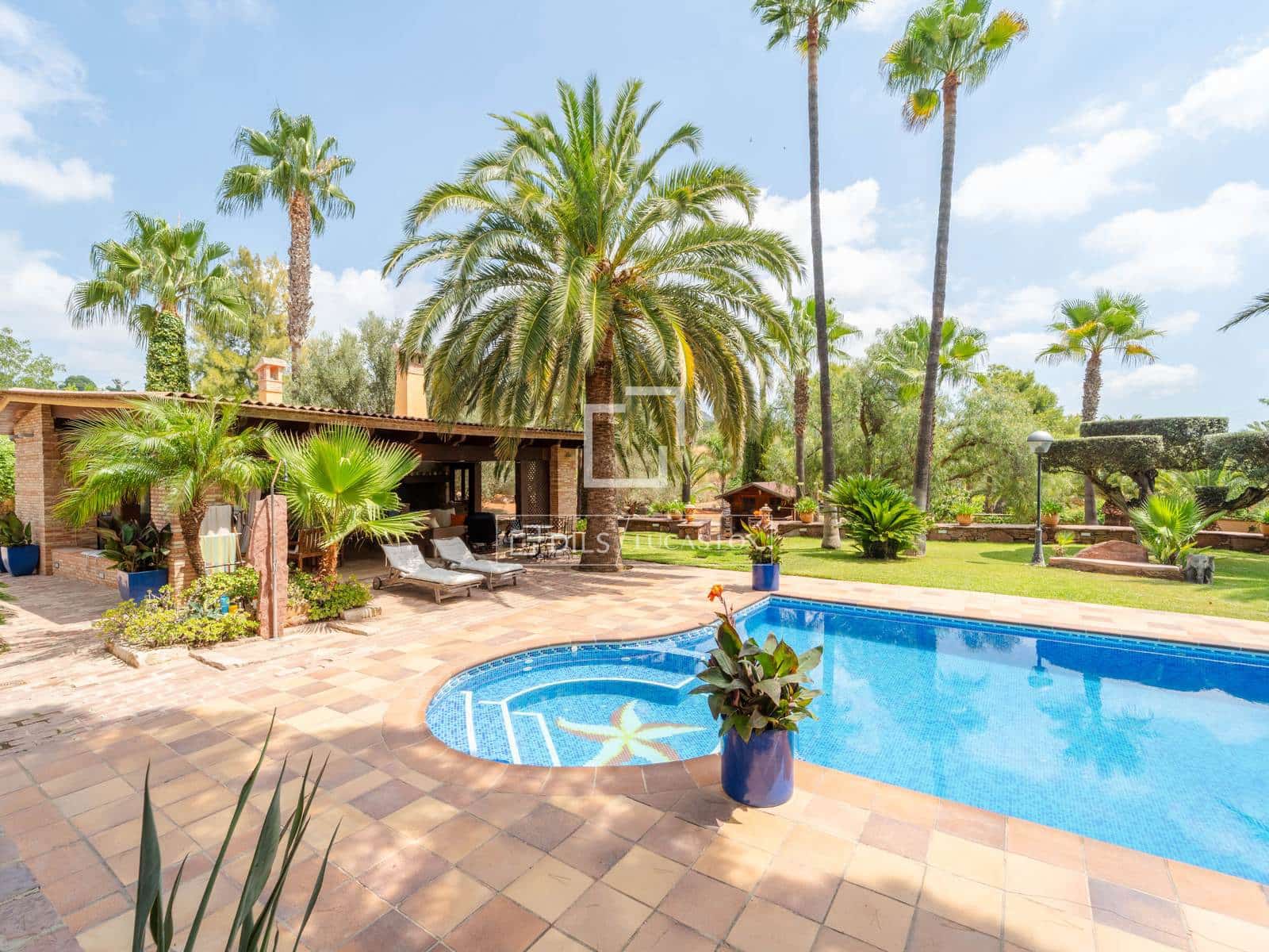 5 soveværelse Villa til salg i Naquera med swimmingpool garage - € 945.000 (Ref: 10035700)