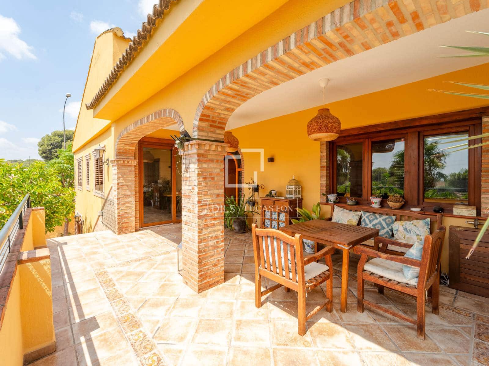 5 soveværelse Villa til salg i Naquera med swimmingpool garage - € 945.000 (Ref: 10035700)