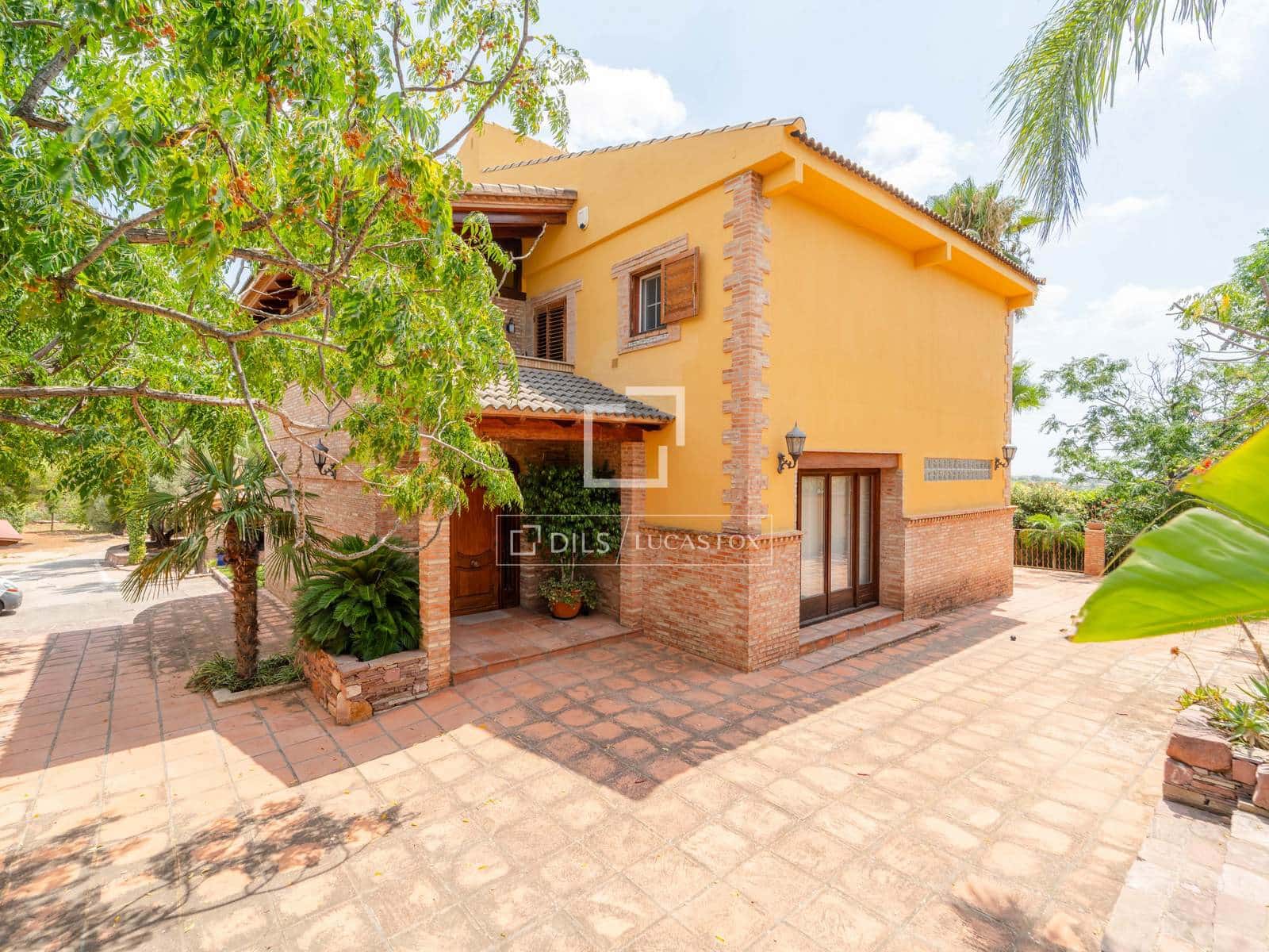 5 soveværelse Villa til salg i Naquera med swimmingpool garage - € 945.000 (Ref: 10035700)
