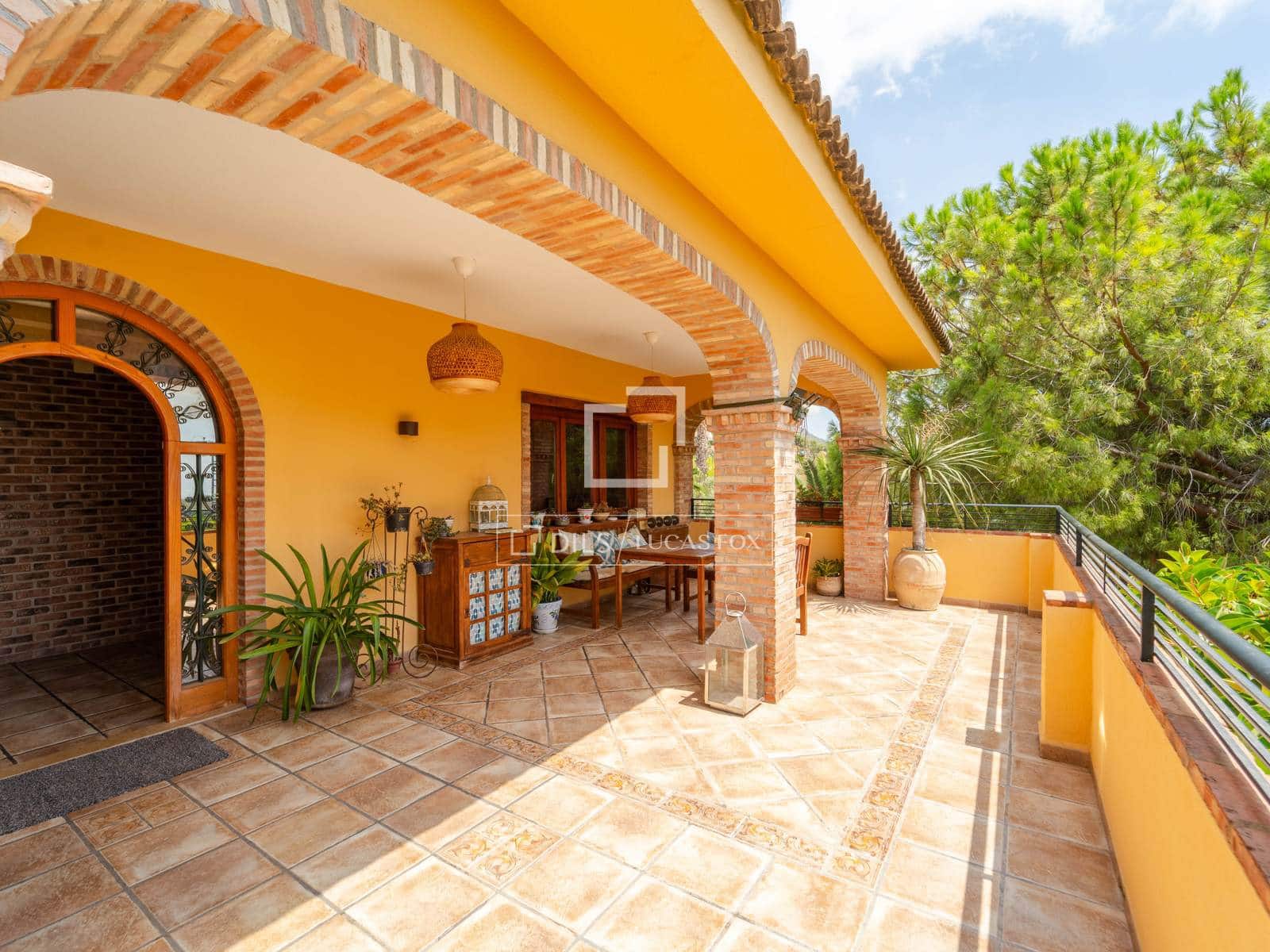 5 soveværelse Villa til salg i Naquera med swimmingpool garage - € 945.000 (Ref: 10035700)