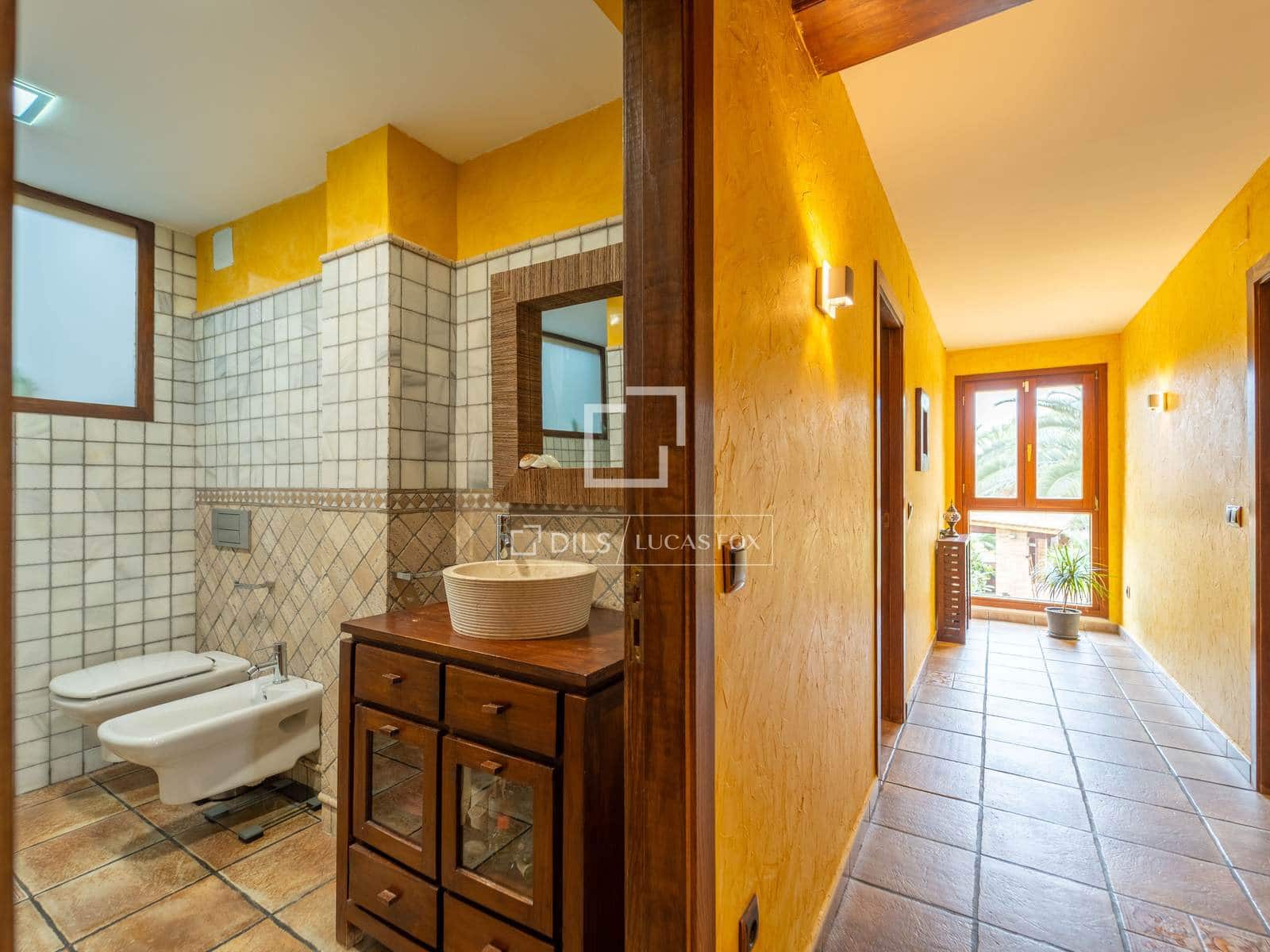 5 soveværelse Villa til salg i Naquera med swimmingpool garage - € 945.000 (Ref: 10035700)