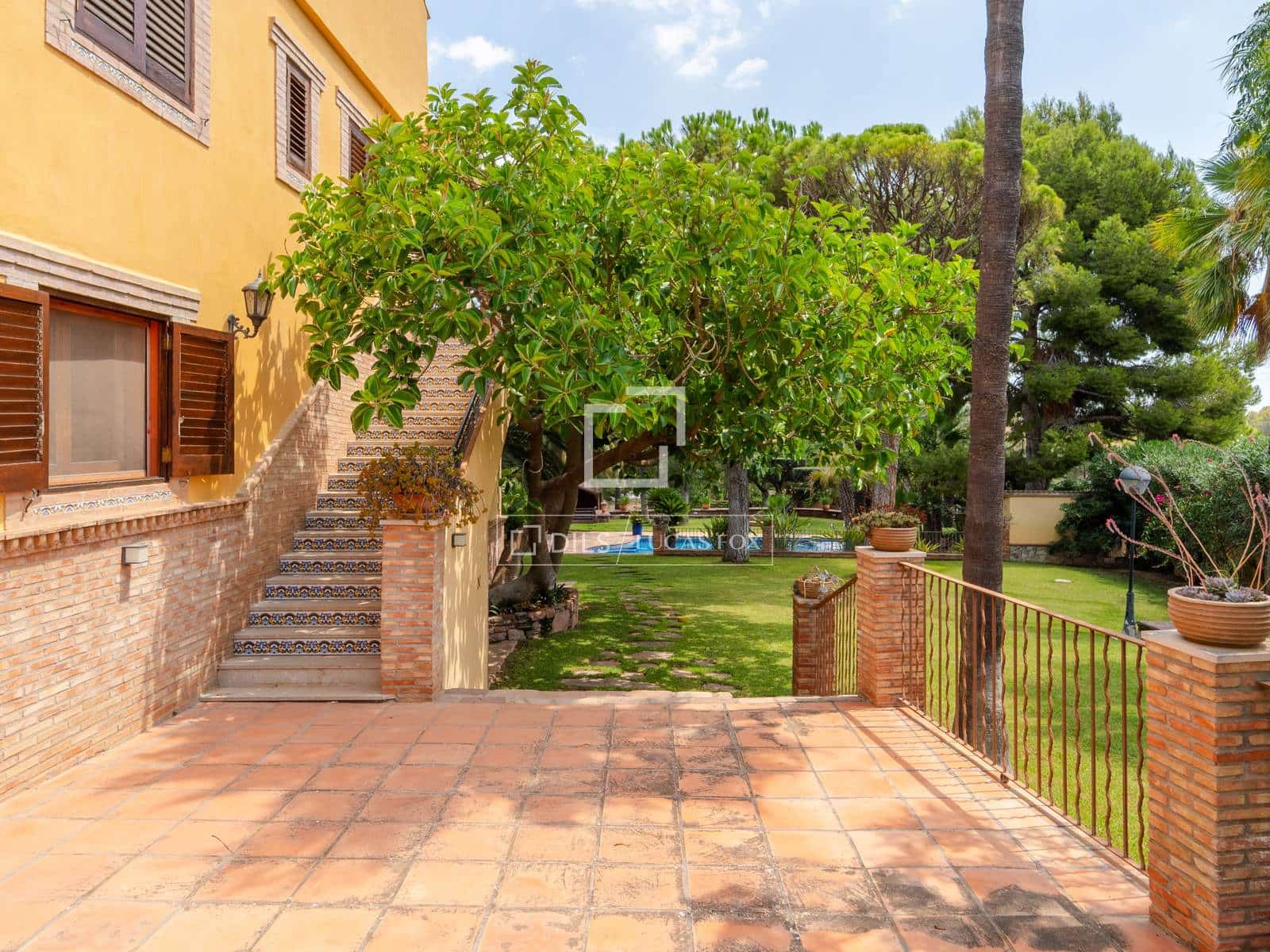 5 soveværelse Villa til salg i Naquera med swimmingpool garage - € 945.000 (Ref: 10035700)