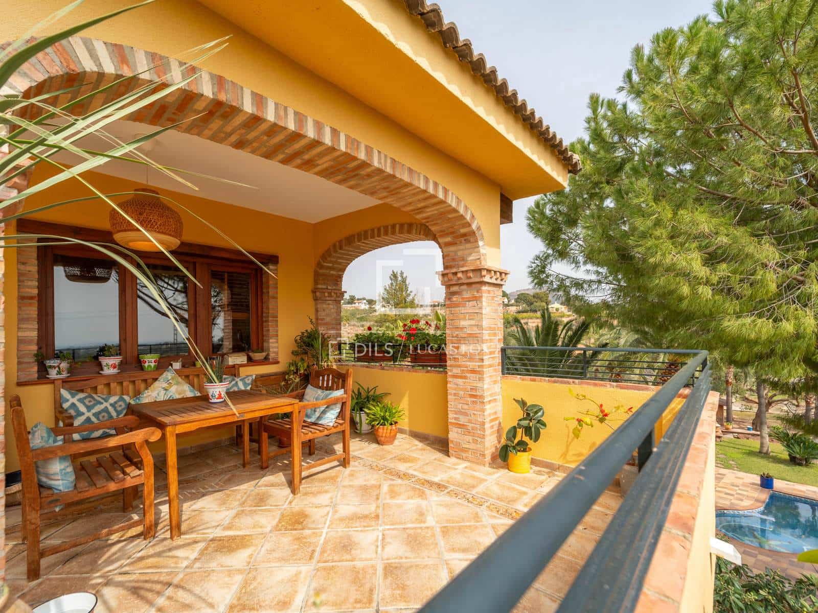 5 soveværelse Villa til salg i Naquera med swimmingpool garage - € 945.000 (Ref: 10035700)