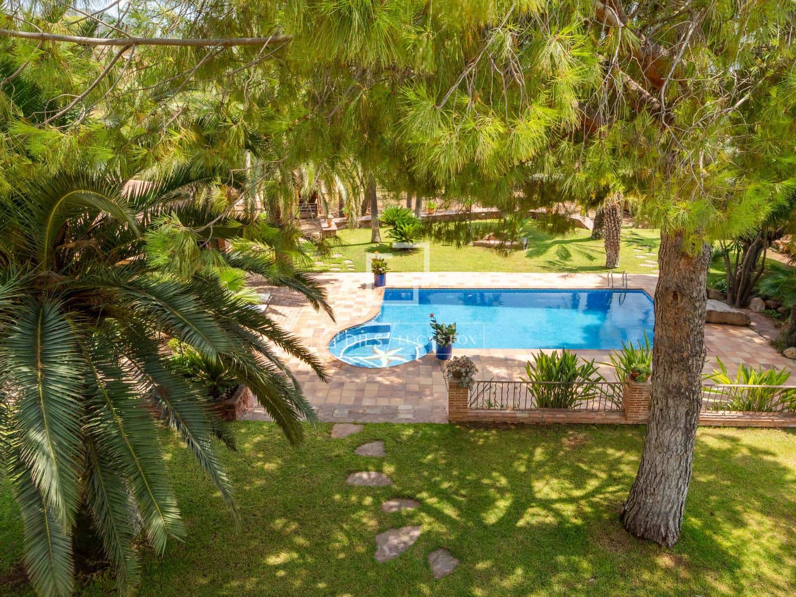 5 soveværelse Villa til salg i Naquera med swimmingpool garage - € 945.000 (Ref: 10035700)