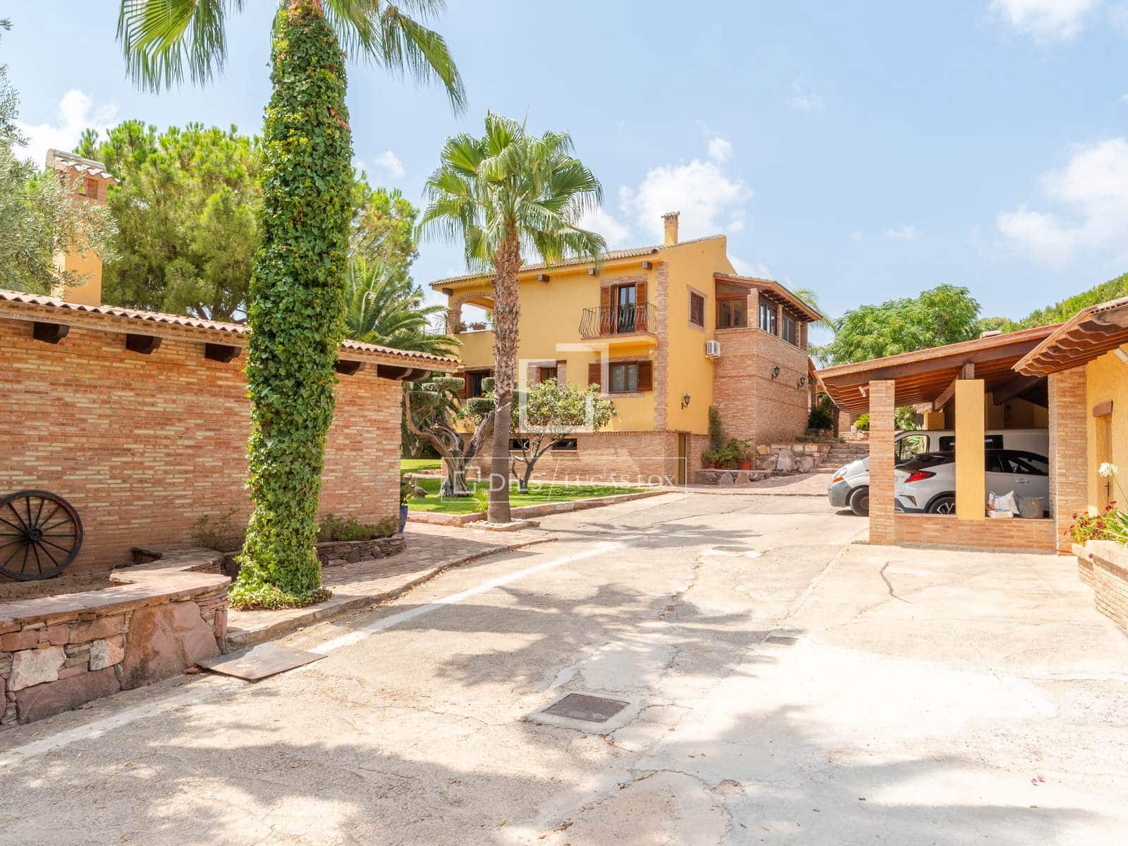 5 soveværelse Villa til salg i Naquera med swimmingpool garage - € 945.000 (Ref: 10035700)