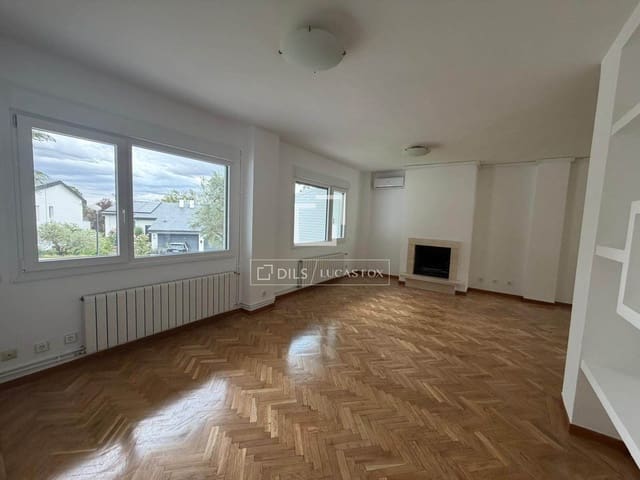 5 makuuhuone Huvila vuokrattavana paikassa Alcobendas - 8 000 € (Ref: 10035778)