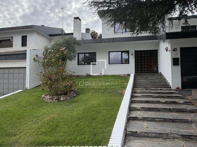 5 makuuhuone Huvila vuokrattavana paikassa Alcobendas - 8 000 € (Ref: 10035778)