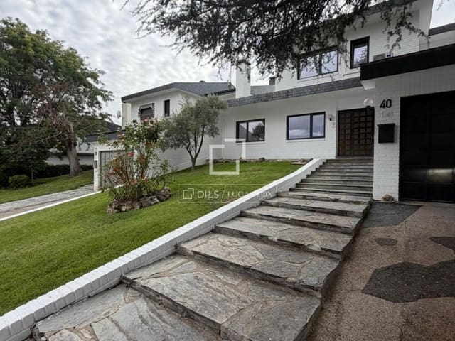 5 makuuhuone Huvila vuokrattavana paikassa Alcobendas - 8 000 € (Ref: 10035778)
