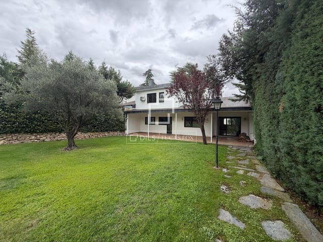 5 makuuhuone Huvila vuokrattavana paikassa Alcobendas - 8 000 € (Ref: 10035778)