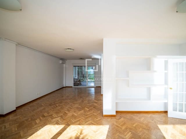 5 Zimmer Villa zu vermieten in Alcobendas mit Pool Garage - 8.000 € (Ref: 10035778)
