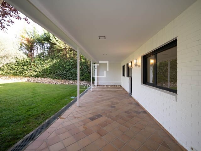 5 Zimmer Villa zu vermieten in Alcobendas mit Pool Garage - 8.000 € (Ref: 10035778)