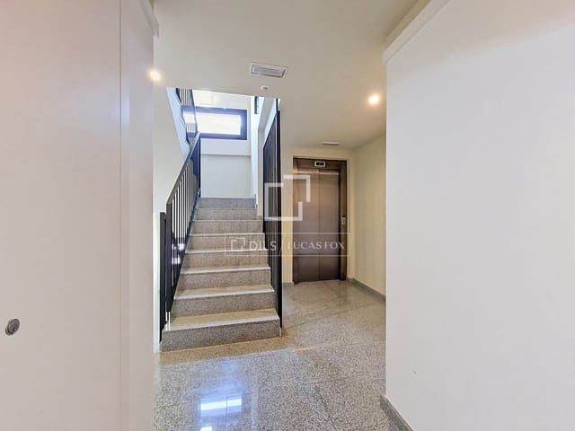 3 quarto Apartamento para venda em Vilanova i la Geltrú com piscina garagem - 330 000 € (Ref: 10035779)
