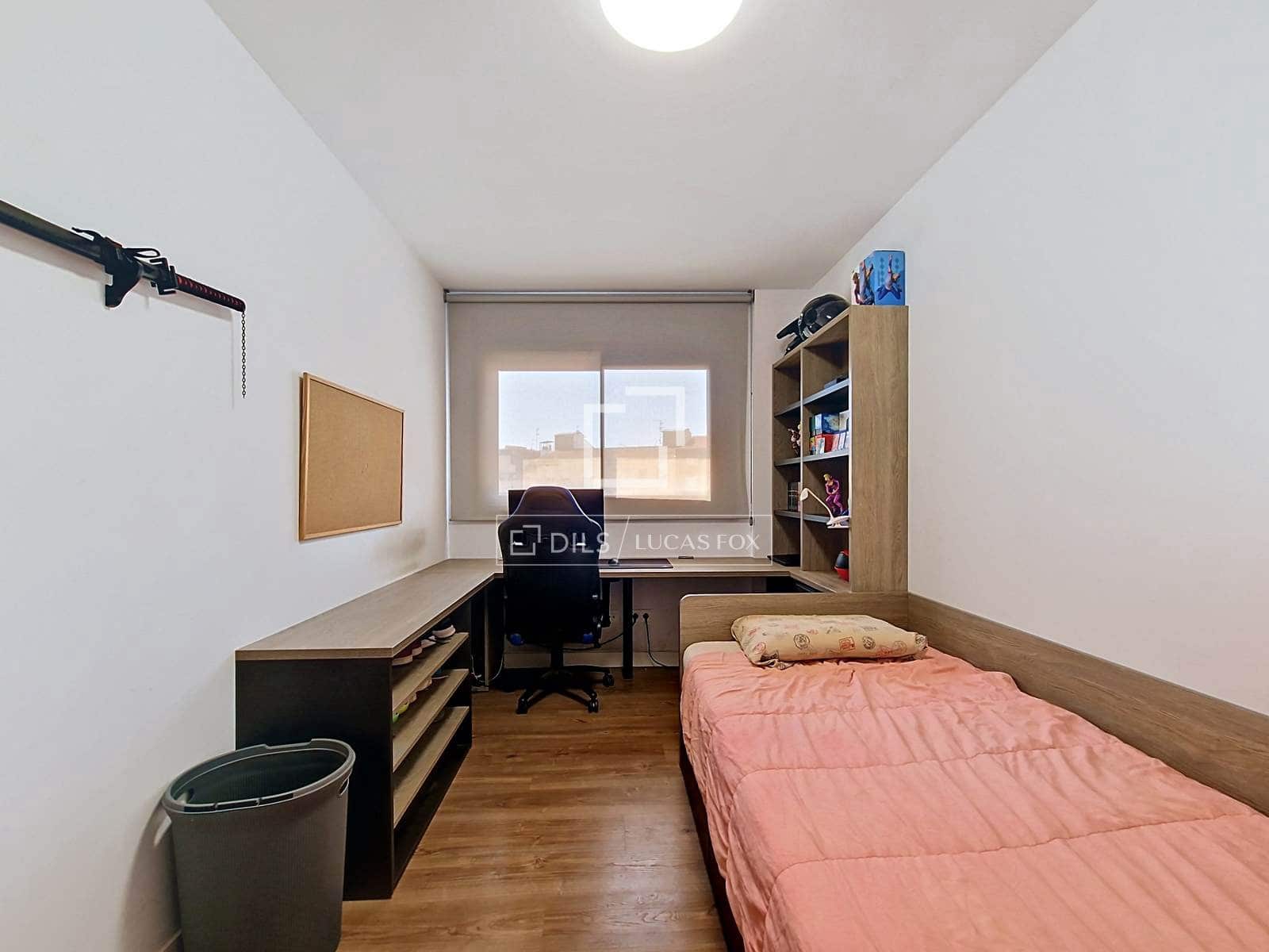 3 quarto Apartamento para venda em Vilanova i la Geltru com piscina garagem - 330 000 € (Ref: 10035779)