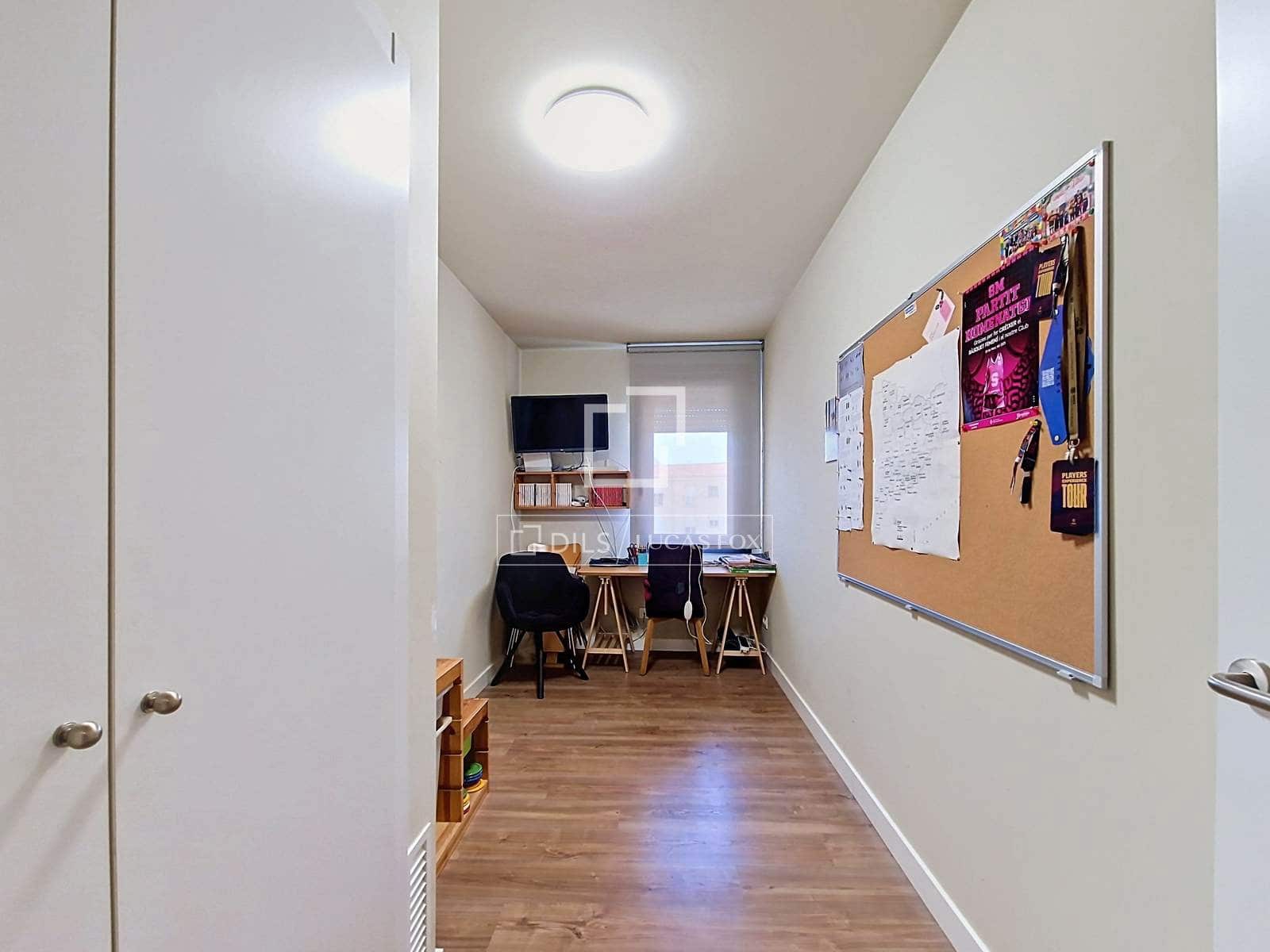 3 quarto Apartamento para venda em Vilanova i la Geltru com piscina garagem - 330 000 € (Ref: 10035779)