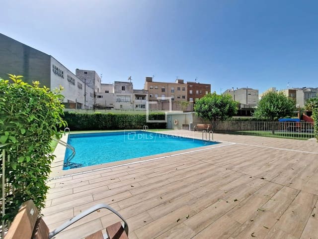3 quarto Apartamento para venda em Vilanova i la Geltrú com piscina garagem - 330 000 € (Ref: 10035779)