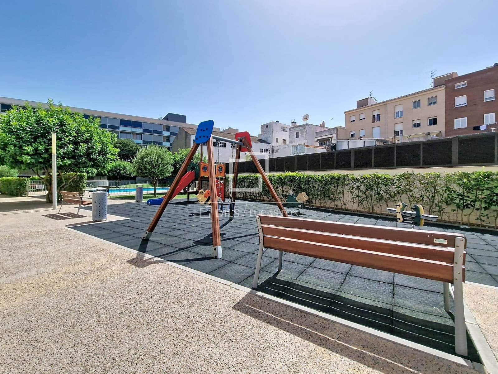 3 quarto Apartamento para venda em Vilanova i la Geltru com piscina garagem - 330 000 € (Ref: 10035779)
