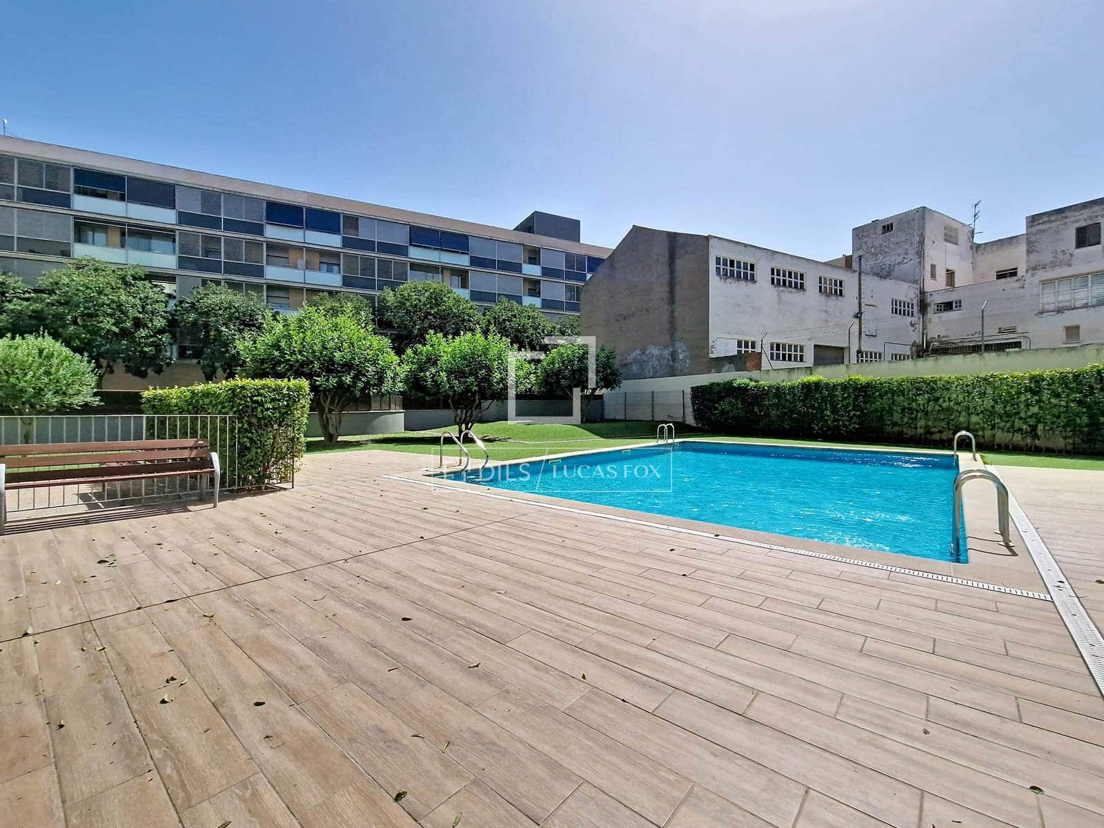 3 quarto Apartamento para venda em Vilanova i la Geltru com piscina garagem - 330 000 € (Ref: 10035779)