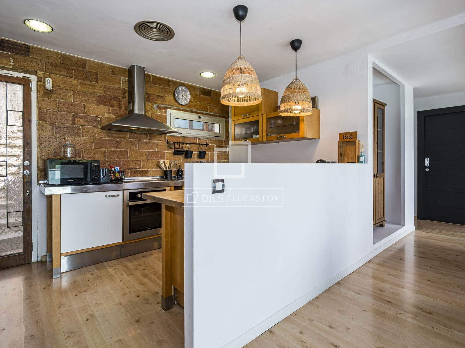 2 bedroom Villa for sale in Castelldefels with garage - € 950,000 (Ref: 10035959)