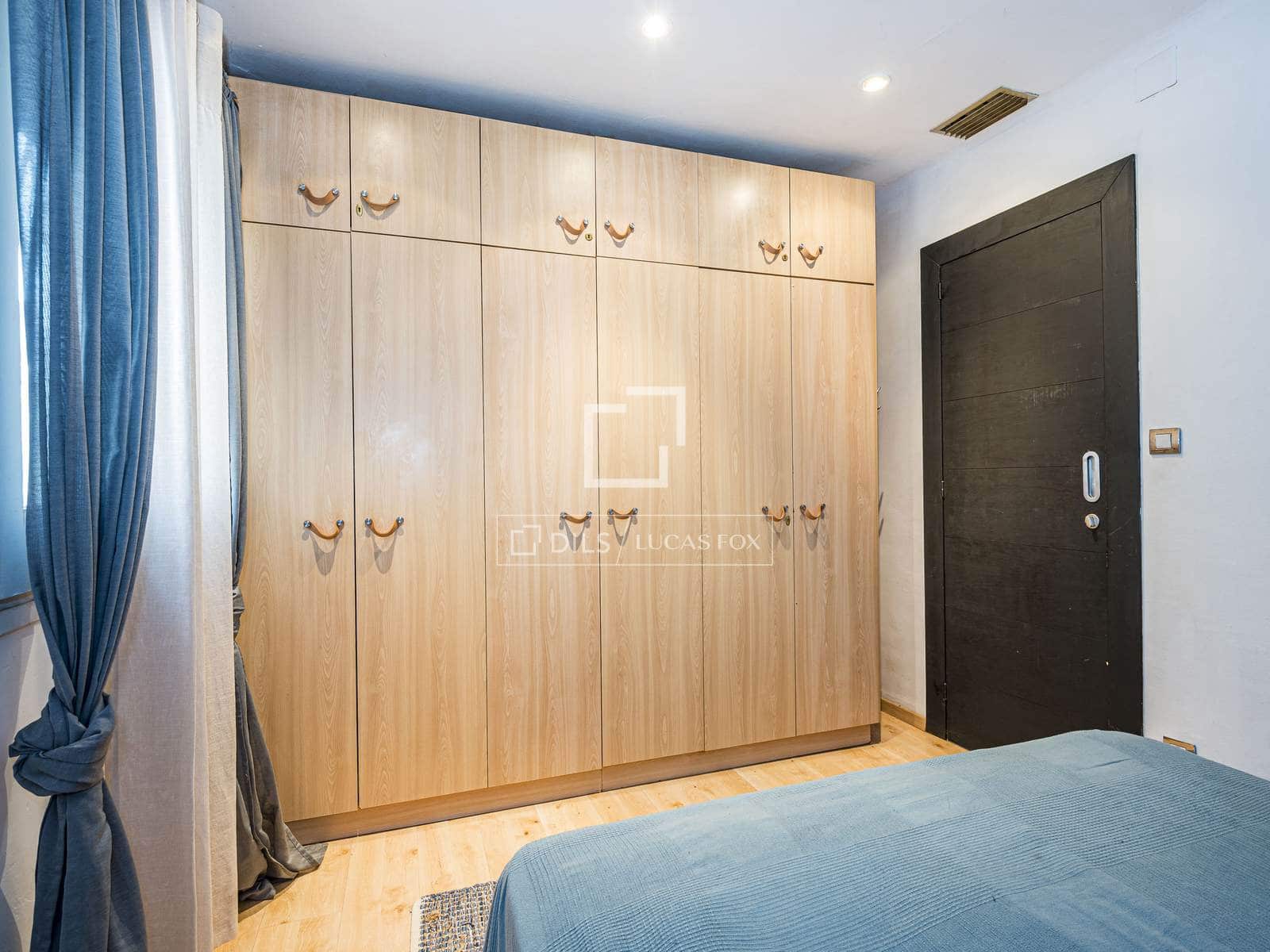 2 bedroom Villa for sale in Castelldefels with garage - € 950,000 (Ref: 10035959)