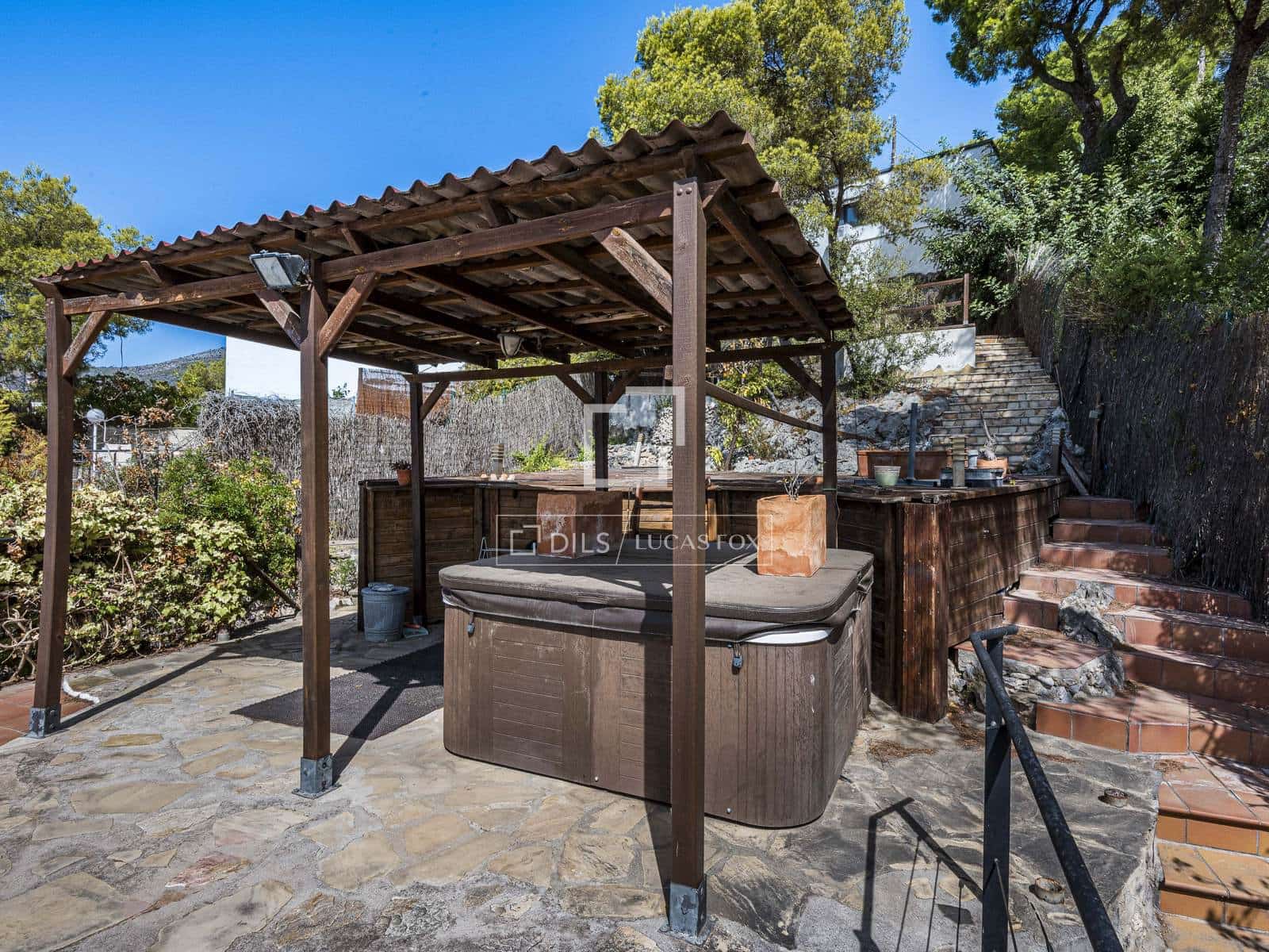 2 bedroom Villa for sale in Castelldefels with garage - € 950,000 (Ref: 10035959)
