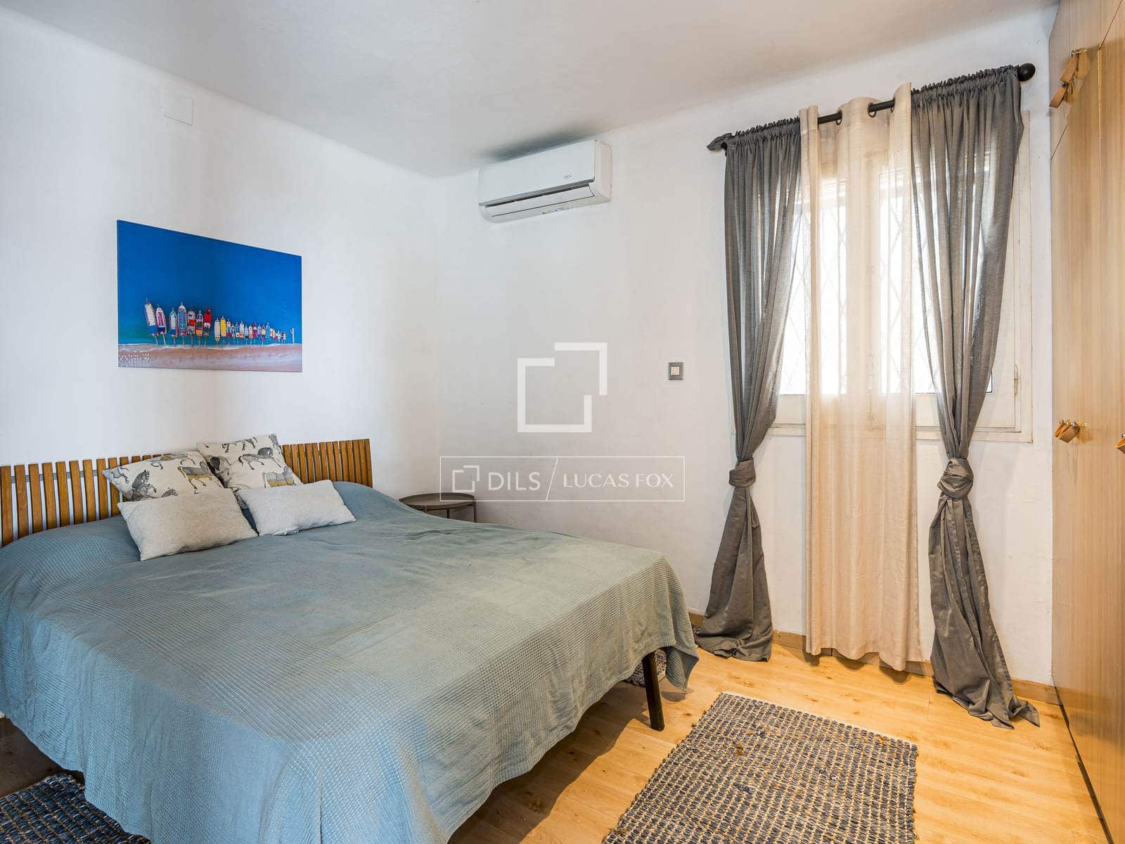 2 bedroom Villa for sale in Castelldefels with garage - € 950,000 (Ref: 10035959)