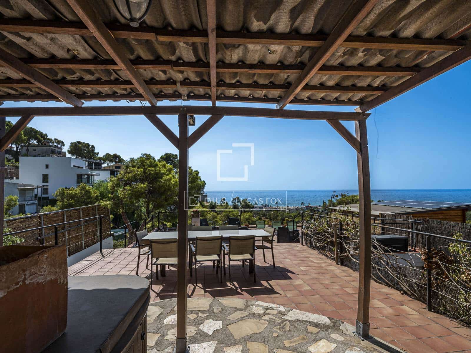 2 bedroom Villa for sale in Castelldefels with garage - € 950,000 (Ref: 10035959)