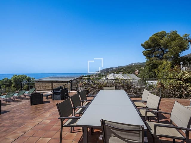 2 soveværelse Villa til salg i Castelldefels med garage - € 950.000 (Ref: 10035959)
