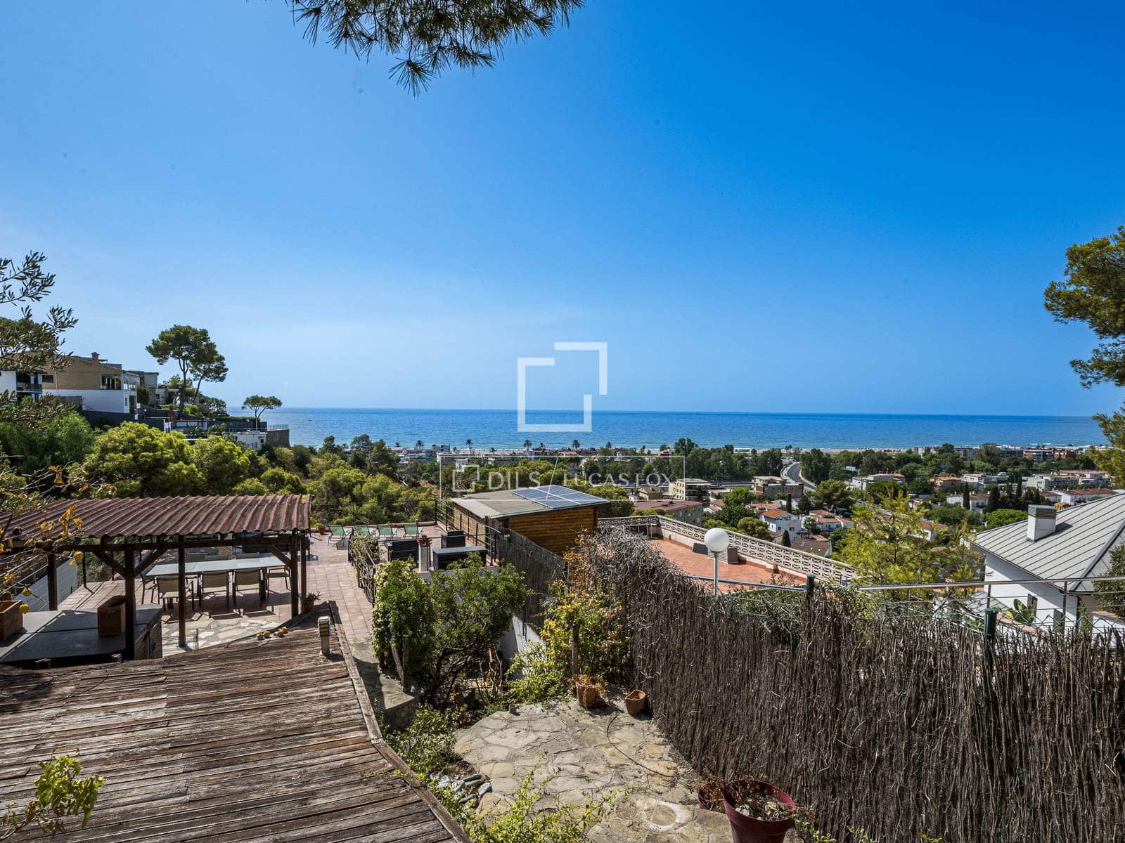 2 bedroom Villa for sale in Castelldefels with garage - € 950,000 (Ref: 10035959)