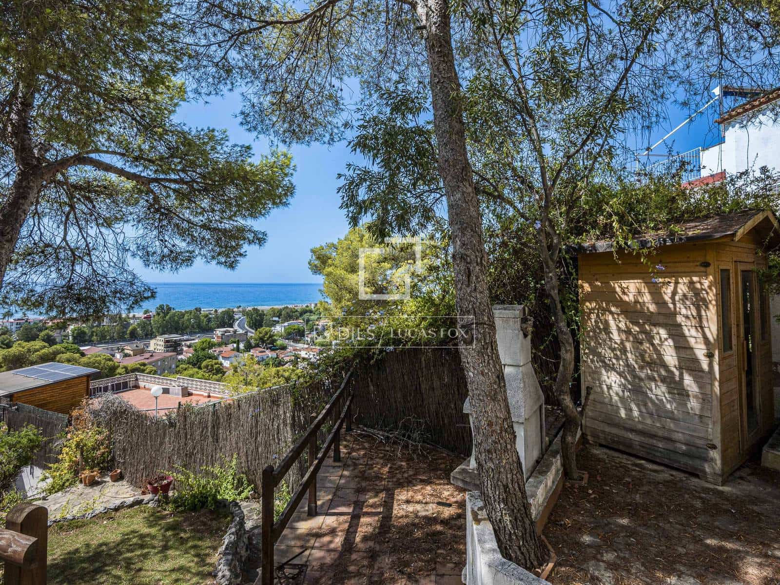 2 bedroom Villa for sale in Castelldefels with garage - € 950,000 (Ref: 10035959)