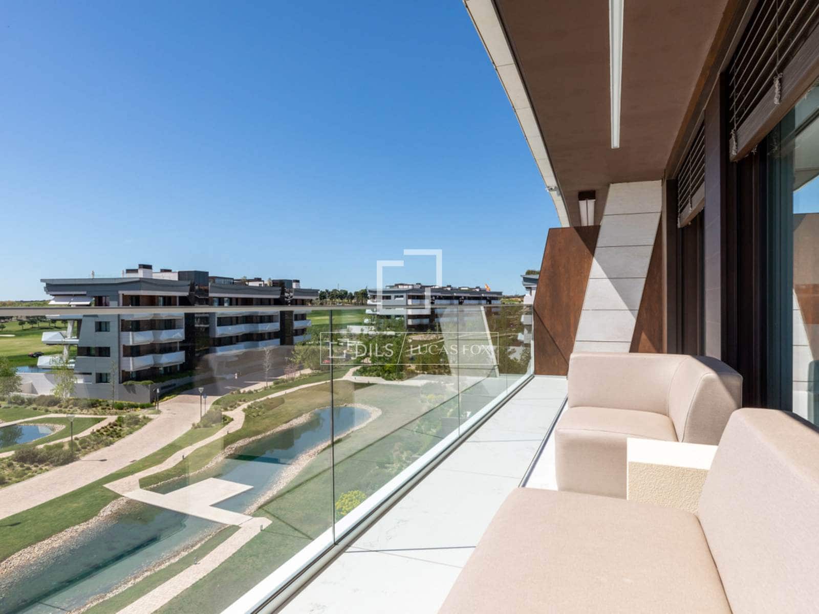 Ático de 3 habitaciones en Pozuelo de Alarcón en venta con piscina garaje - 2.270.000 € (Ref: 10036241)