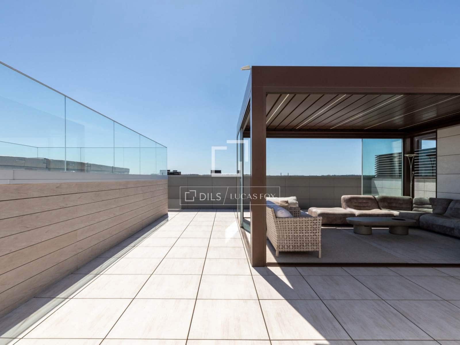 Ático de 3 habitaciones en Pozuelo de Alarcón en venta con piscina garaje - 2.270.000 € (Ref: 10036241)