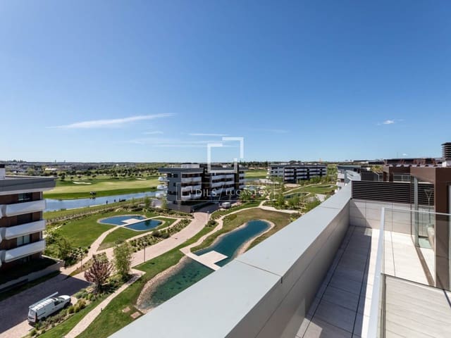 Ático de 3 habitaciones en Pozuelo de Alarcón en venta con piscina garaje - 2.270.000 € (Ref: 10036241)
