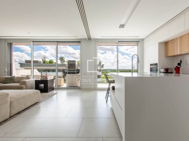 3 bedroom Penthouse for sale in Pozuelo de Alarcón with pool garage - € 2,270,000 (Ref: 10036241)