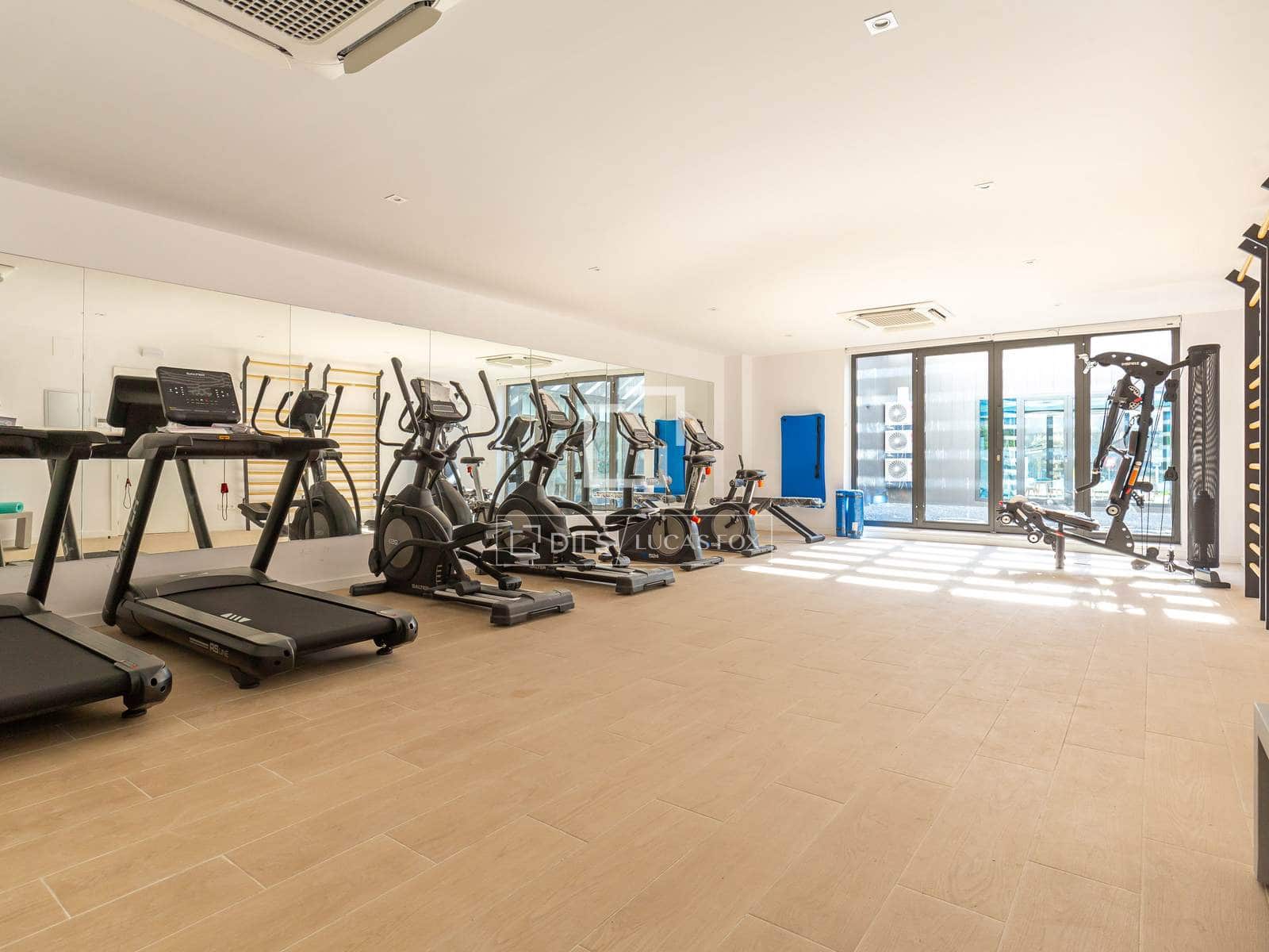 2 sypialnia Apartament na sprzedaż w Esplugues de Llobregat z basenem garażem - 800 000 € (Ref: 10039004)