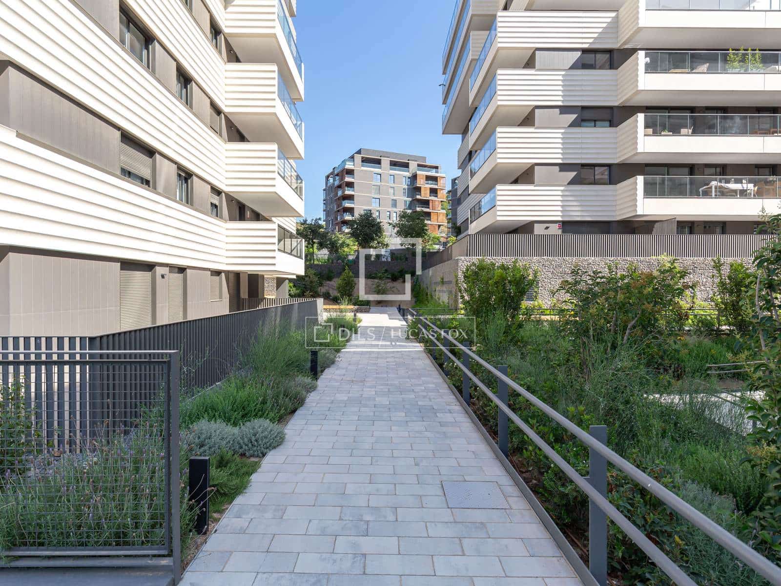 2 sypialnia Apartament na sprzedaż w Esplugues de Llobregat z basenem garażem - 800 000 € (Ref: 10039004)