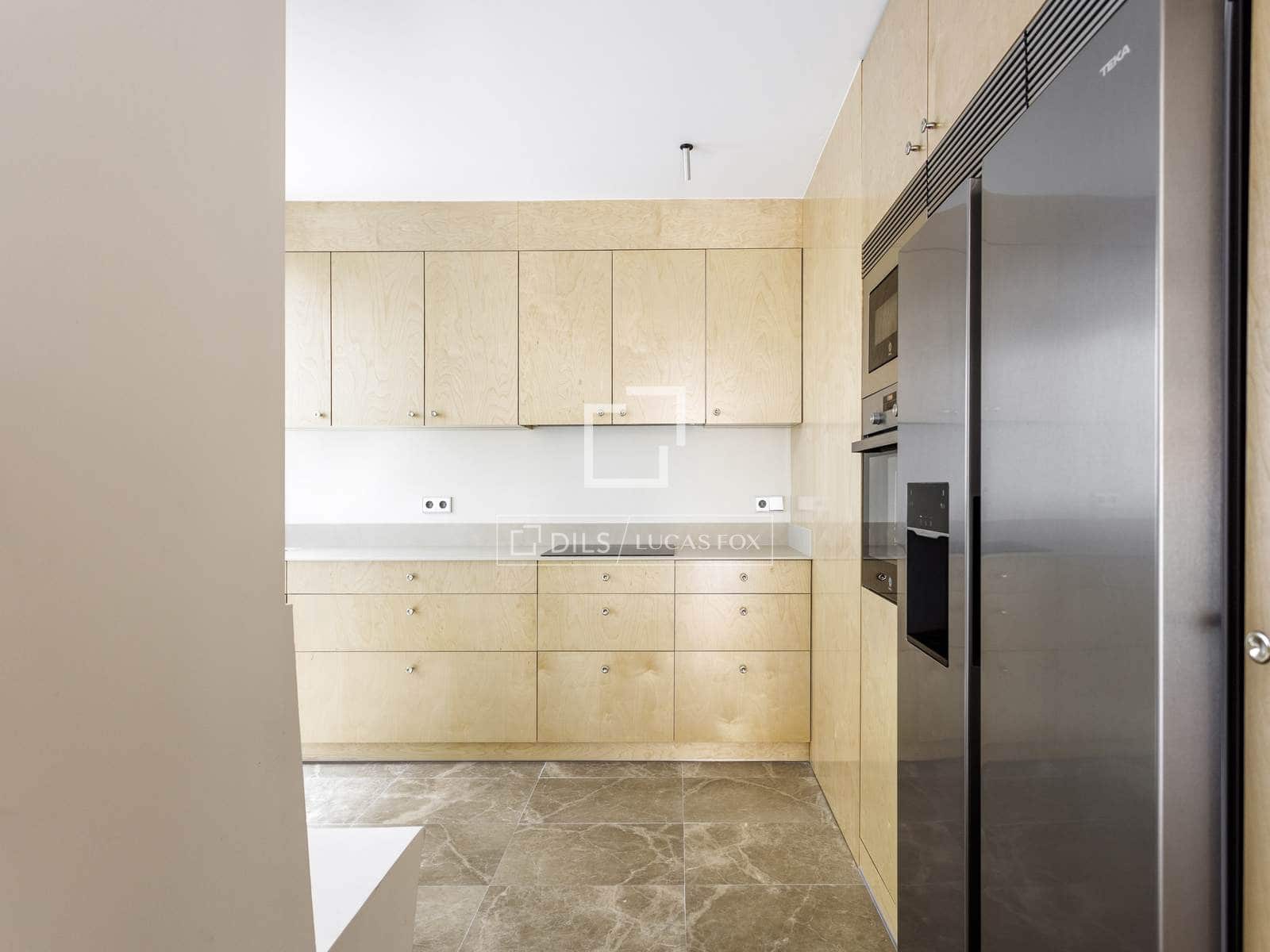 3 makuuhuone Huoneisto vuokrattavana paikassa Madrid kaupunki - 3 500 € (Ref: 10039133)