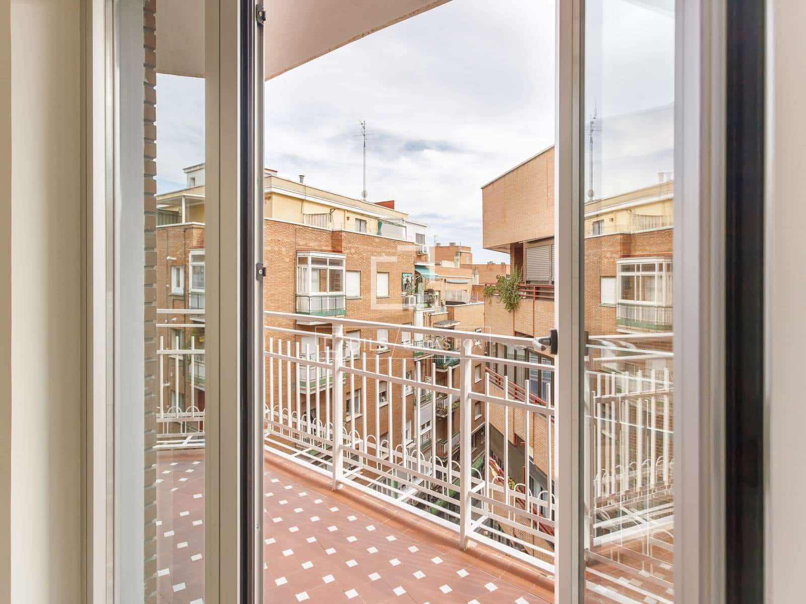 3 makuuhuone Huoneisto vuokrattavana paikassa Madrid kaupunki - 3 500 € (Ref: 10039133)