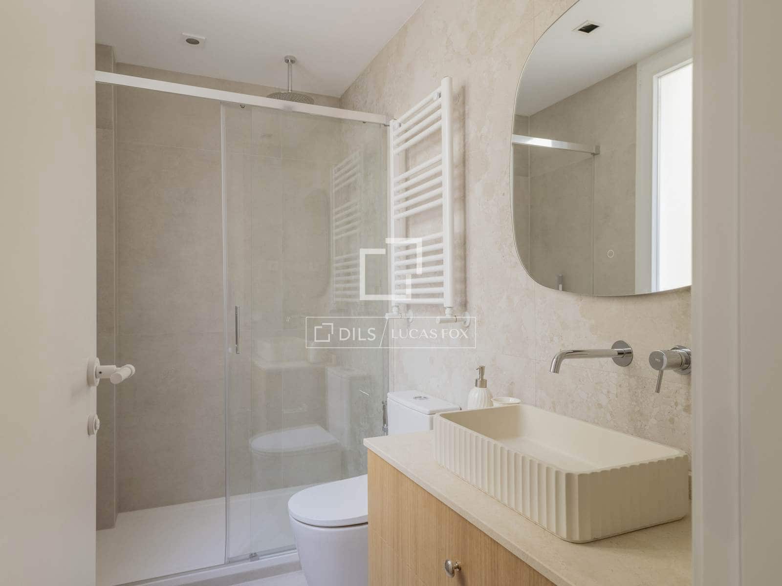 3 bedroom Apartment for sale in Madrid city - € 2,600,000 (Ref: 10039134)