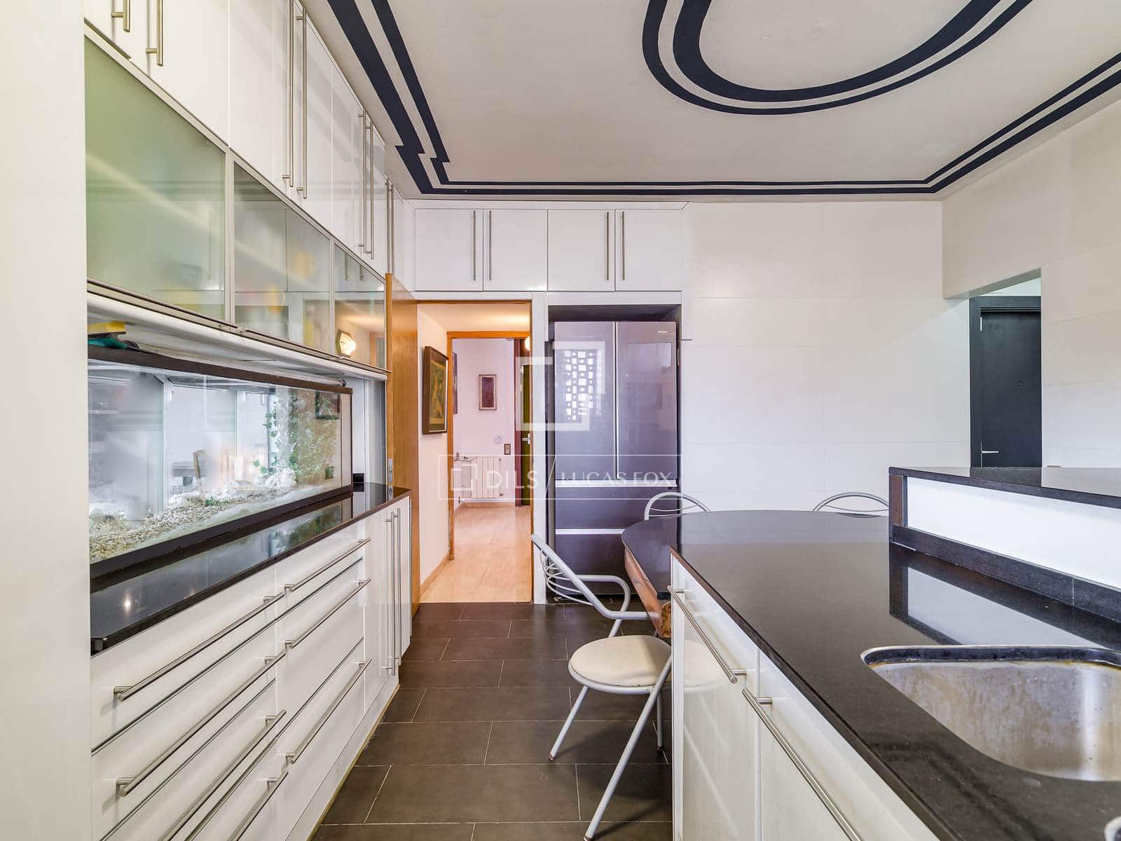5 sypialnia Apartament na sprzedaż w Miasto Barcelona z basenem garażem - 2 400 000 € (Ref: 10039305)