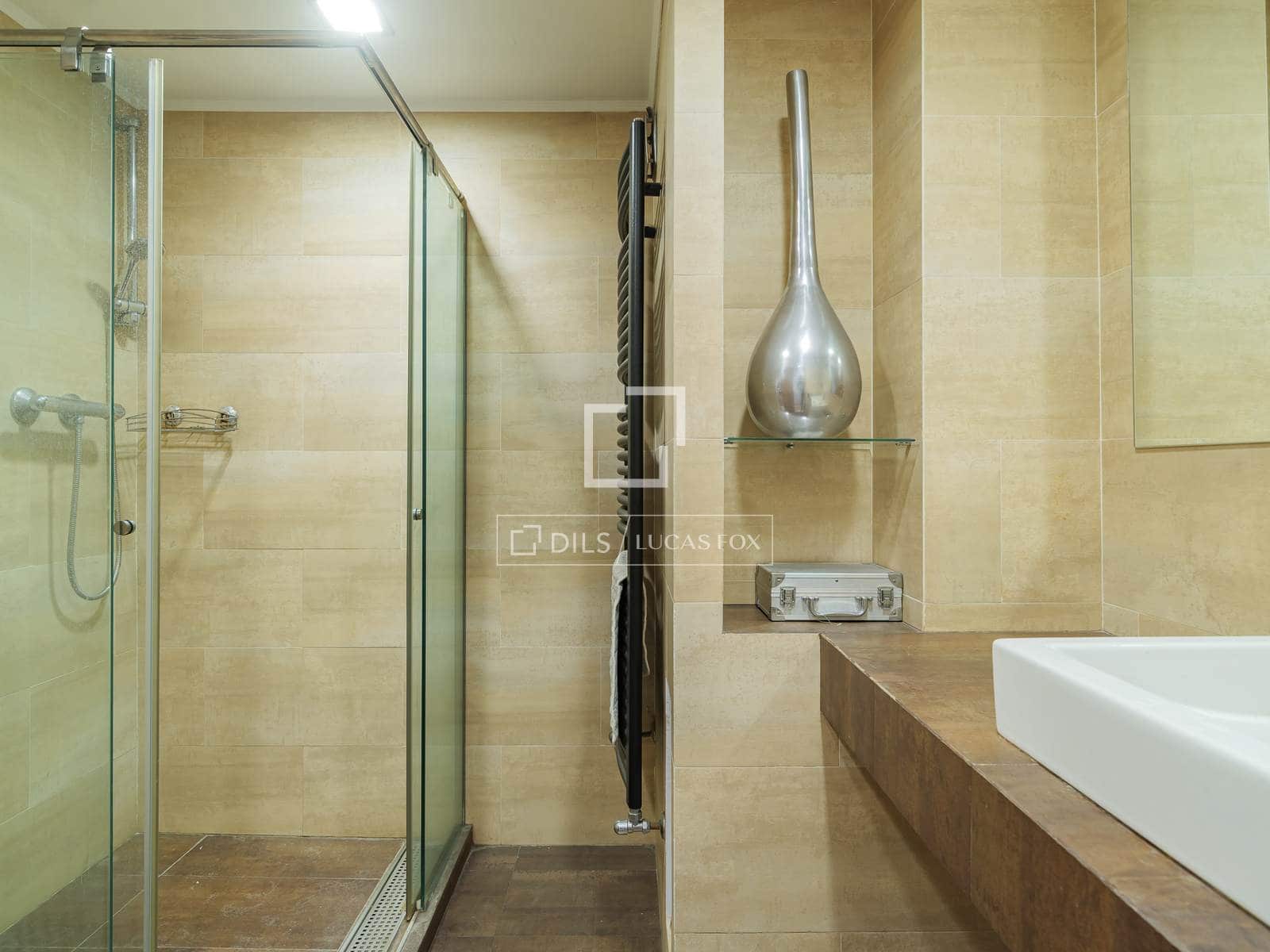 5 sypialnia Apartament na sprzedaż w Miasto Barcelona z basenem garażem - 2 400 000 € (Ref: 10039305)