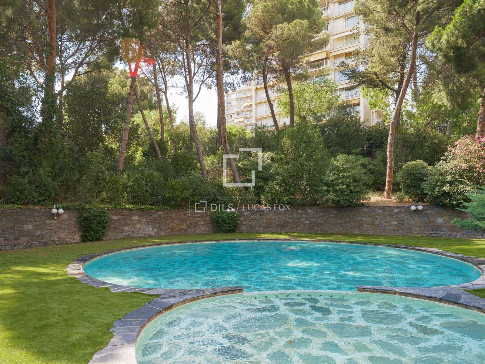 5 sypialnia Apartament na sprzedaż w Miasto Barcelona z basenem garażem - 2 400 000 € (Ref: 10039305)