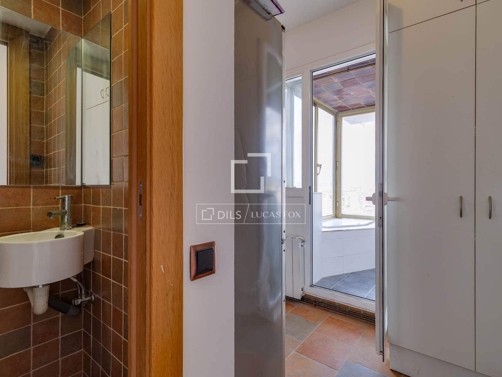 5 sypialnia Apartament na sprzedaż w Miasto Barcelona z basenem garażem - 2 400 000 € (Ref: 10039305)