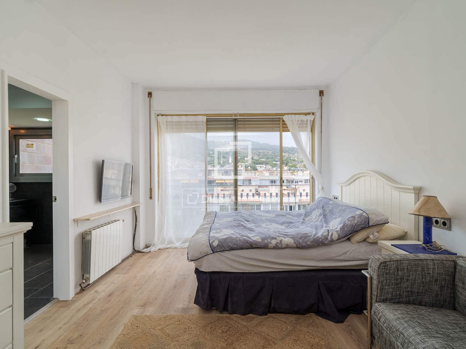 5 sypialnia Apartament na sprzedaż w Miasto Barcelona z basenem garażem - 2 400 000 € (Ref: 10039305)