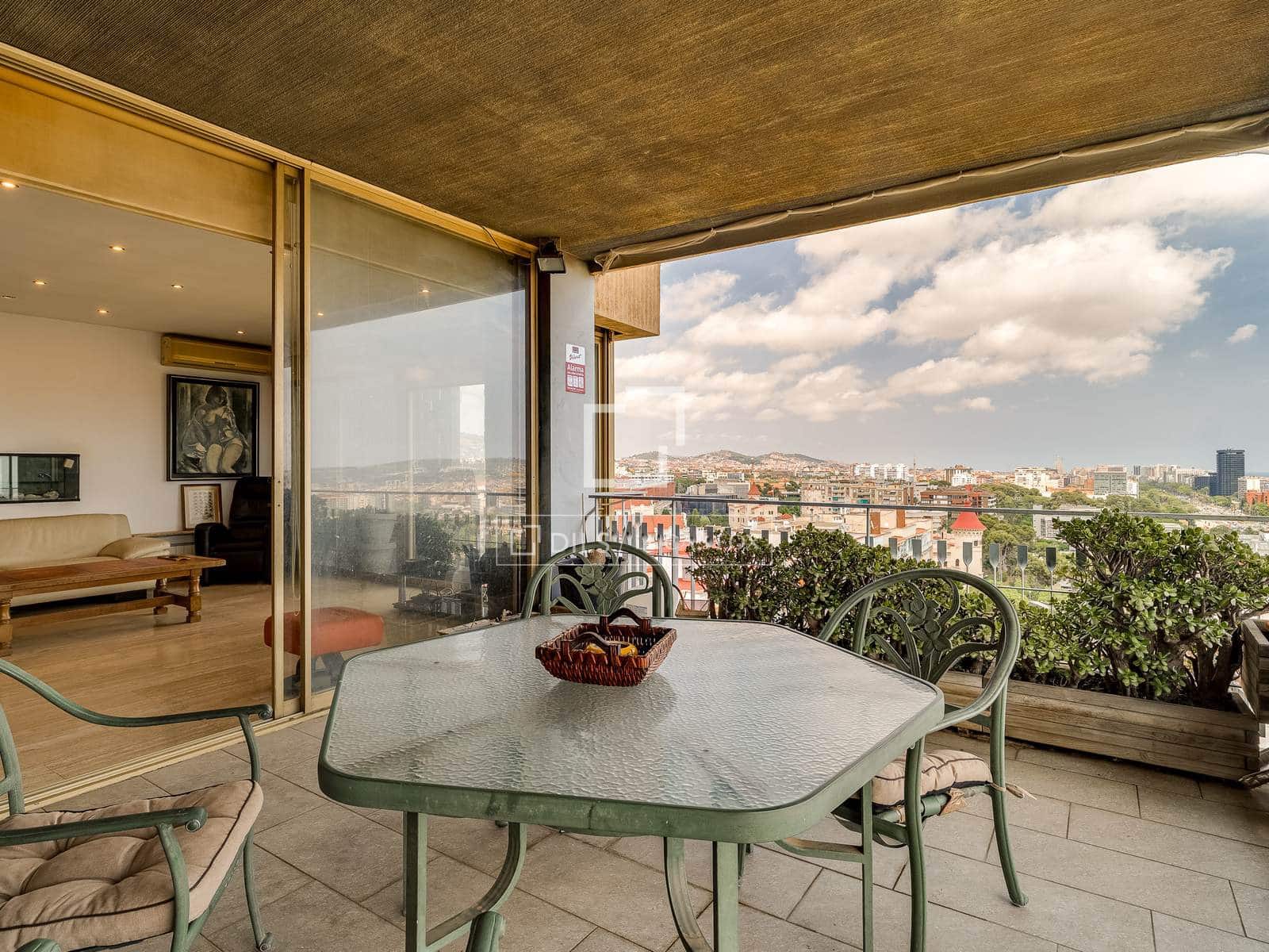 5 sypialnia Apartament na sprzedaż w Miasto Barcelona z basenem garażem - 2 400 000 € (Ref: 10039305)